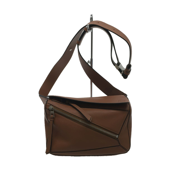 Bayswater Small Calf Leather Shoulder Bag - Crumpet